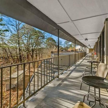Stonegate Lodge King Bed Wifi 50 In Roku Tv Salt Water Pool Room # 101 Юрика-Спрінгс Екстер'єр фото