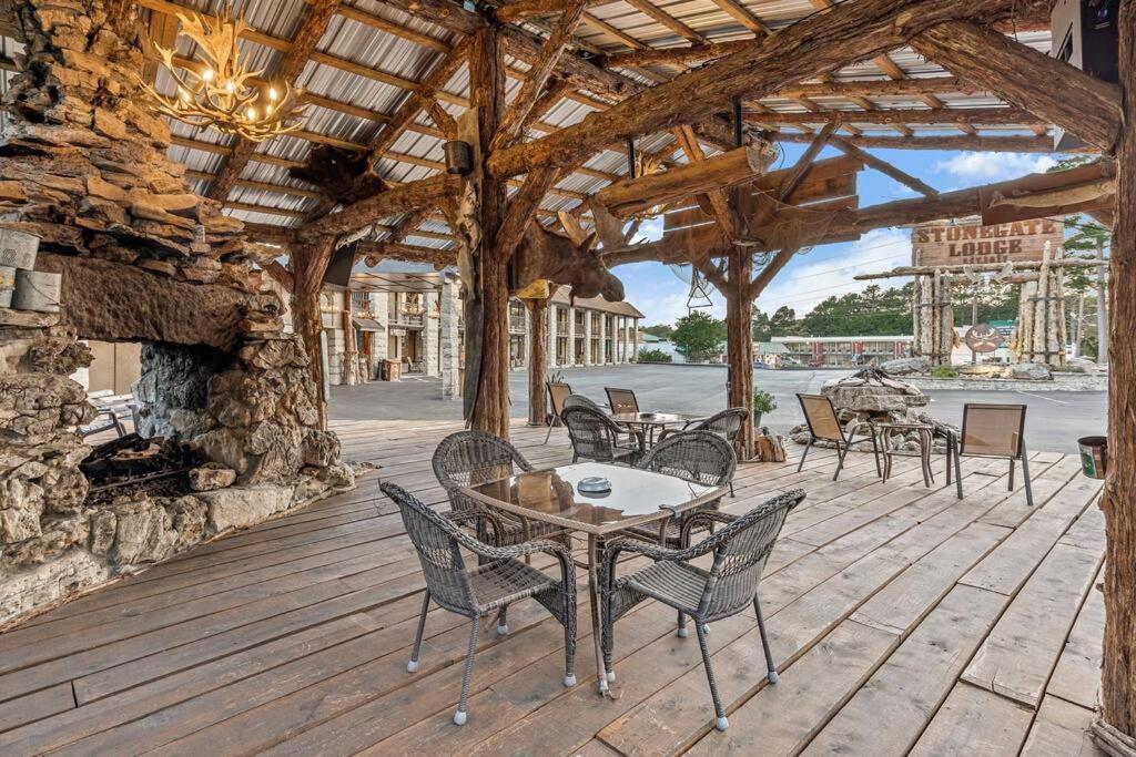 Stonegate Lodge King Bed Wifi 50 In Roku Tv Salt Water Pool Room # 101 Юрика-Спрінгс Екстер'єр фото